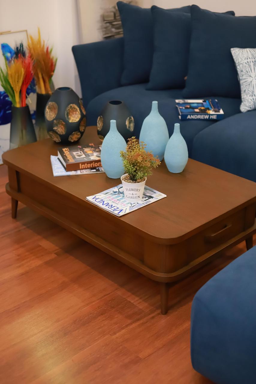 ROMANCE TABLE