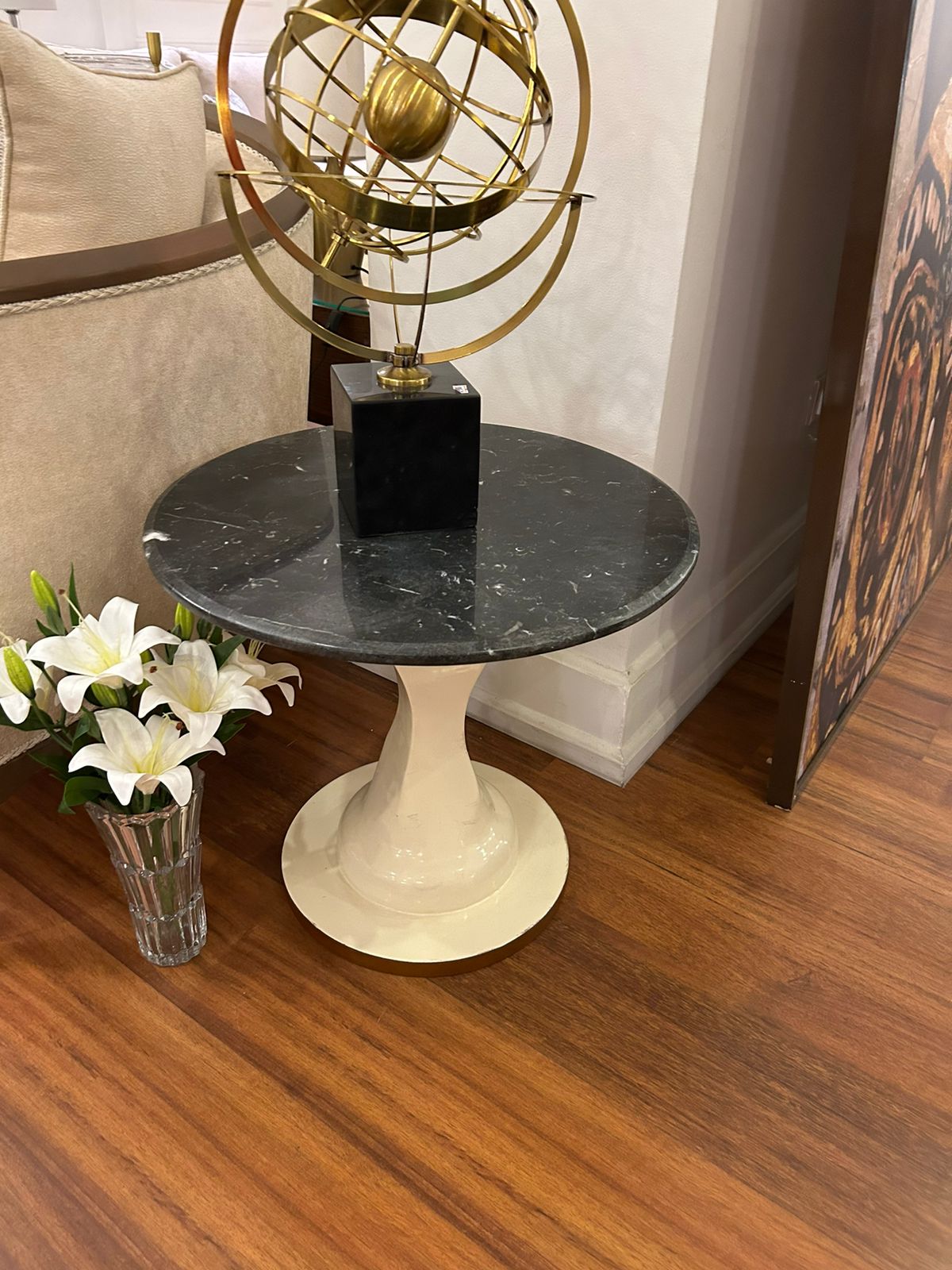 MARBLE SIDE TABLE
