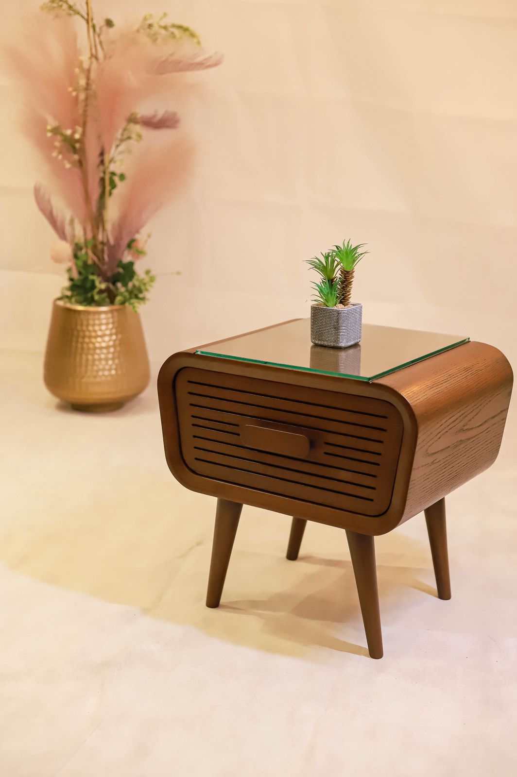 RADIO SIDE TABLE