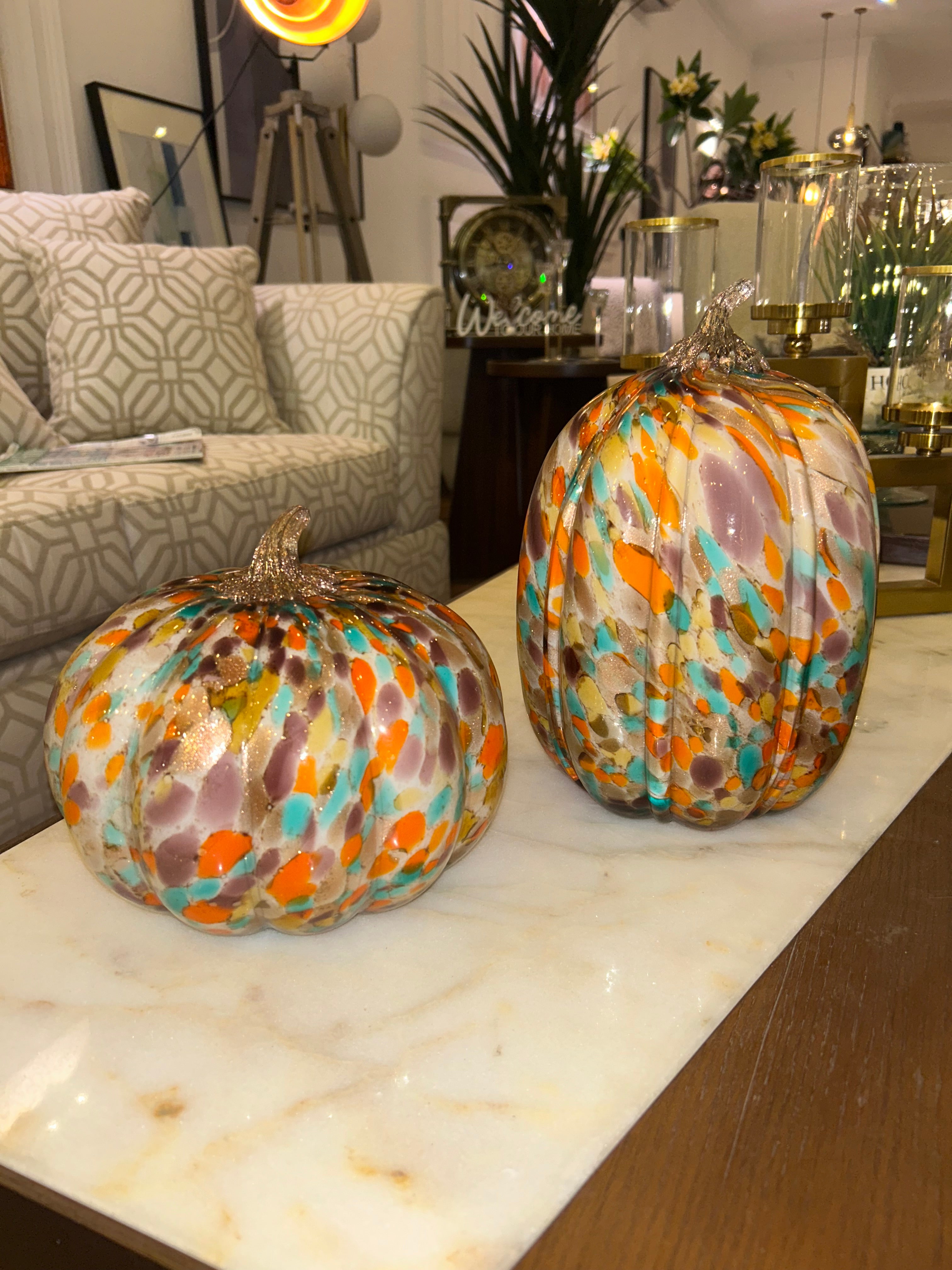 Set of 2 vases