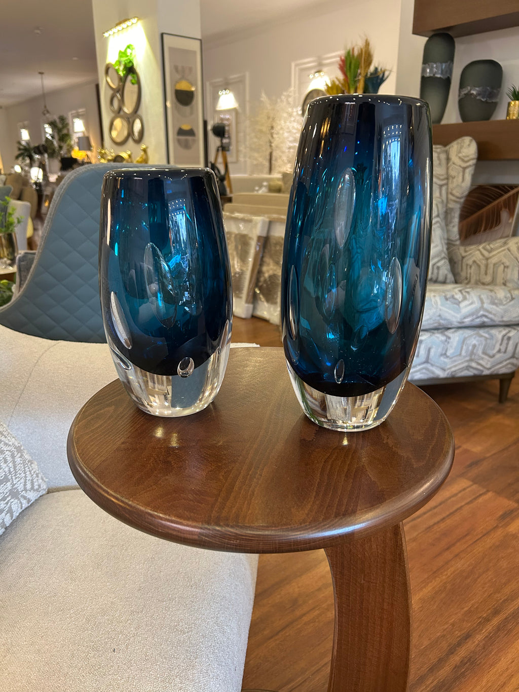 Set of 2 murano vases