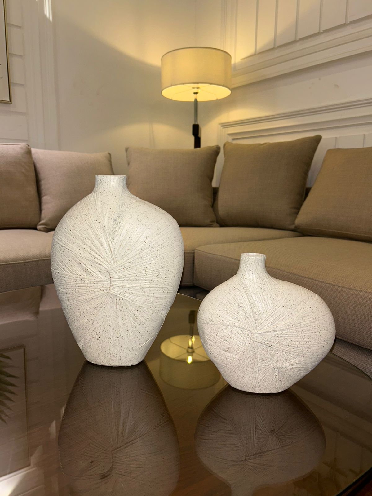 WHITE VASES